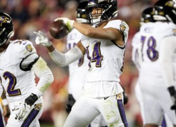Ravens stretch lead to 16-12 before halftime