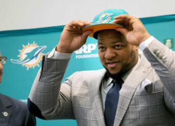 Ndamukong Suh visited Dolphins on Wednesday