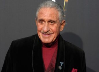 Confusion about NFL’s gambling policy extends to ownership