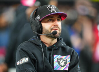49ers hiring former Raiders OC Mick Lombardi to coaching staff