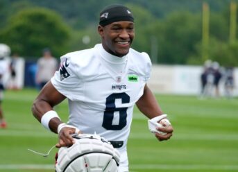 Training camp stock watch: Javon Baker continues to impress